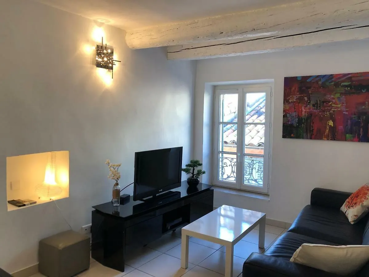 Apartament A Deux Pas Du Palais Des Festivals , Deux Pieces Dans Le Bas Du Quartier Historique Du Suquet A Cannes 0*,