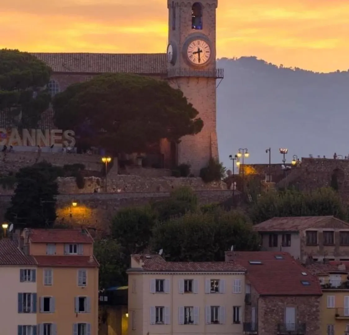 Appartamento À deux pas du Palais des Festivals , deux pièces dans le bas du quartier historique du Suquet à Cannes Francia