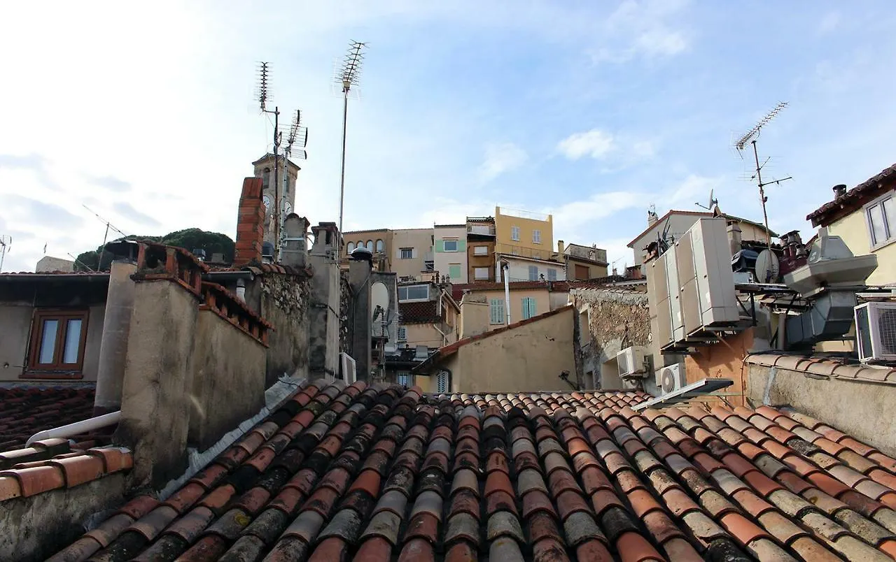 Appartamento À deux pas du Palais des Festivals , deux pièces dans le bas du quartier historique du Suquet à Cannes Francia