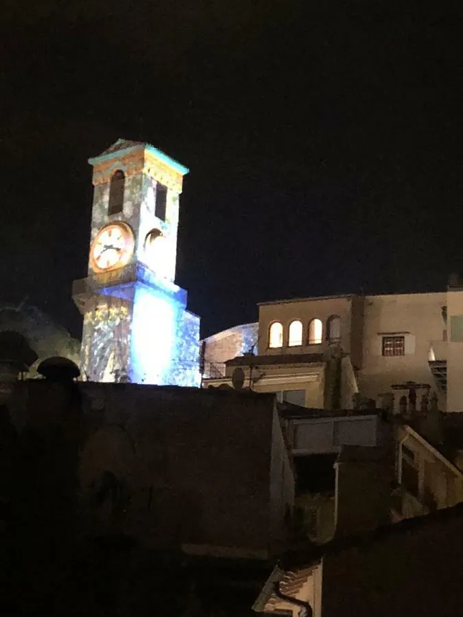 Appartamento À deux pas du Palais des Festivals , deux pièces dans le bas du quartier historique du Suquet à Cannes